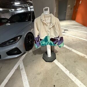 Free people - Stylish Fleece Jacket with Bold Patterns